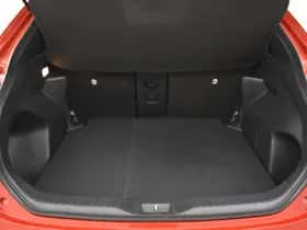 Toyota Yaris Cross (2025) thumbnail 24