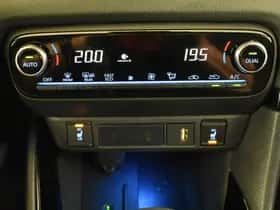 Toyota Yaris (2024) thumbnail 22
