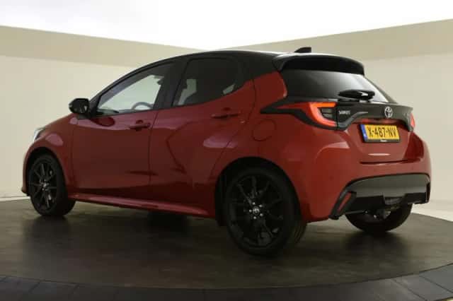 Toyota Yaris (2024) thumbnail 6
