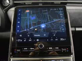 Lexus LBX (2024) thumbnail 21