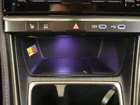Lexus LBX (2024) thumbnail 23