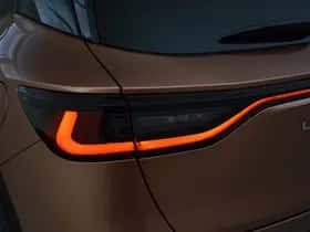 Lexus LBX (2024) thumbnail 10