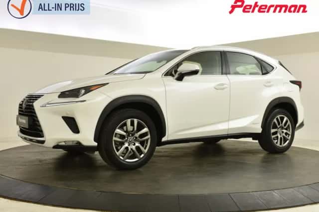 Lexus NX (2018) thumbnail 1
