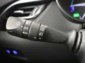 Toyota C-HR (2021) thumbnail 15