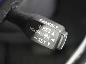 Toyota C-HR (2021) thumbnail 19