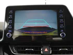 Toyota C-HR (2021) thumbnail 22