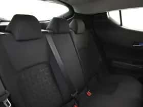 Toyota C-HR (2021) thumbnail 28