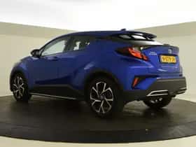 Toyota C-HR (2021) thumbnail 6