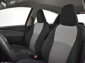 Toyota Yaris (2018) thumbnail 11