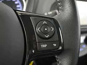 Toyota Yaris (2018) thumbnail 18