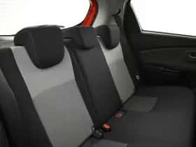 Toyota Yaris (2018) thumbnail 27
