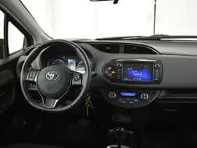 Toyota Yaris (2018) thumbnail 4