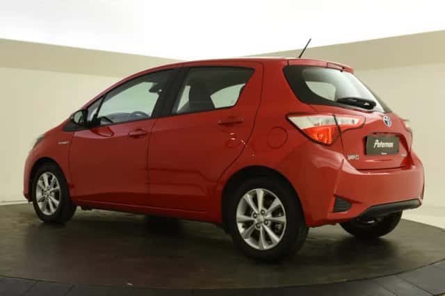 Toyota Yaris (2018) thumbnail 6