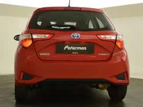 Toyota Yaris (2018) thumbnail 9