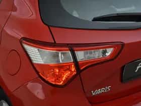 Toyota Yaris (2018) thumbnail 10