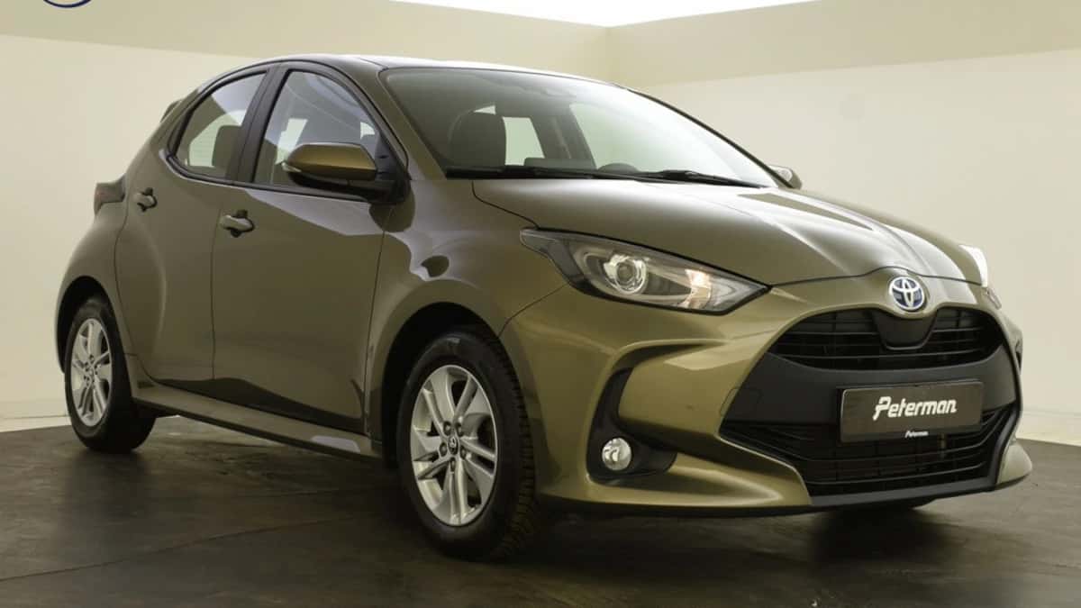 Toyota Yaris (2023) — foto 1