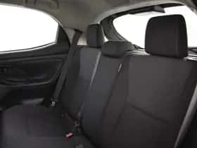 Toyota Yaris (2023) thumbnail 15