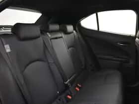 Lexus UX (2020) thumbnail 21