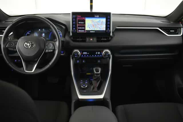 Toyota RAV4 (2022) thumbnail 4
