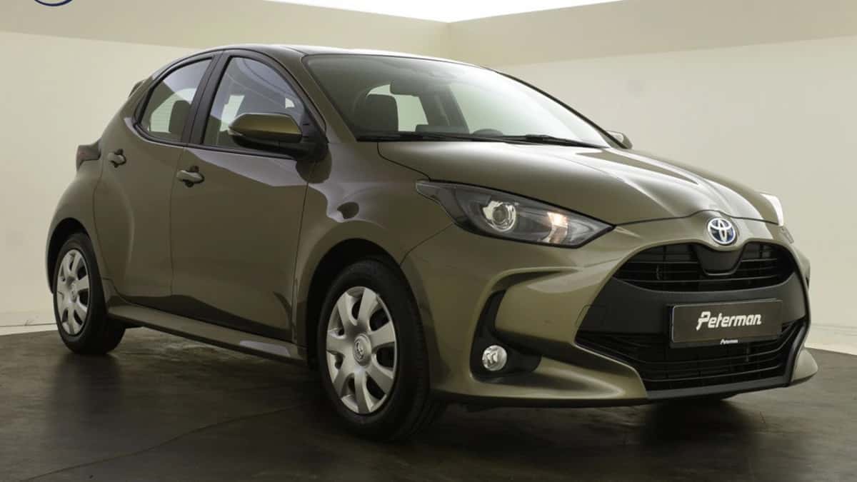 Toyota Yaris (2023) — foto 1
