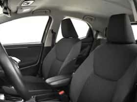 Toyota Yaris (2023) thumbnail 15