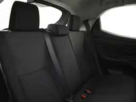 Toyota Yaris (2023) thumbnail 20