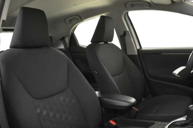 Toyota Yaris (2025) thumbnail 3
