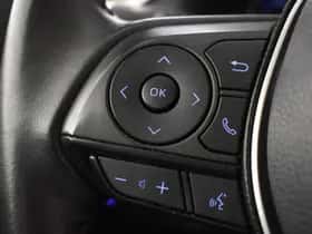Toyota RAV4 (2022) thumbnail 12