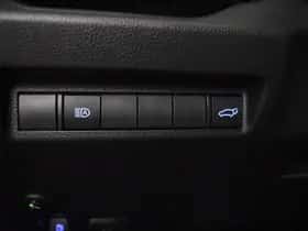 Toyota RAV4 (2022) thumbnail 24
