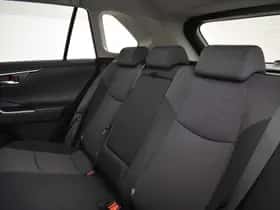 Toyota RAV4 (2022) thumbnail 10