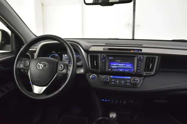 Toyota RAV4 (2018) thumbnail 4