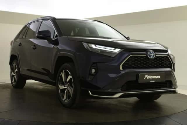 Toyota RAV4 (2023) thumbnail 2