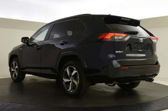 Toyota RAV4 (2023) thumbnail 6