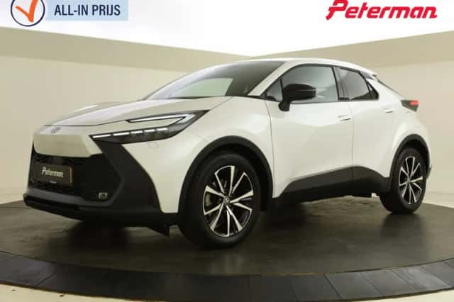 Toyota C-HR (2024) thumbnail 1