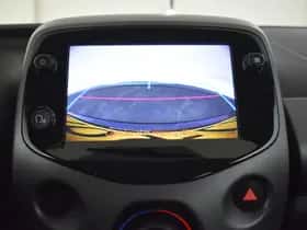 Toyota Aygo (2021) thumbnail 12