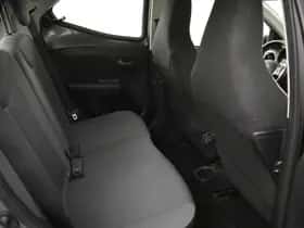 Toyota Aygo (2021) thumbnail 21