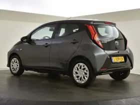 Toyota Aygo (2021) thumbnail 6
