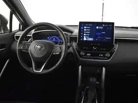 Toyota Corolla (2025) thumbnail 3