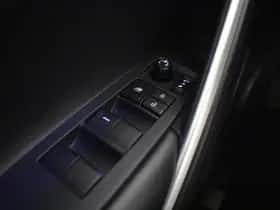 Toyota Corolla (2025) thumbnail 21