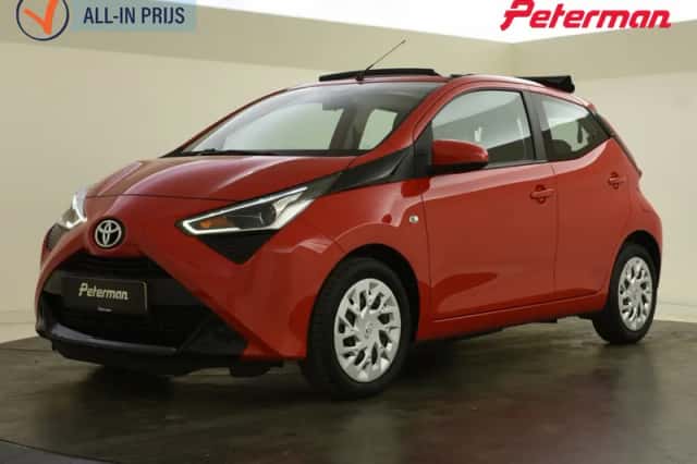 Toyota Aygo (2021) thumbnail 1