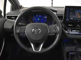 Toyota Corolla (2022) thumbnail 9