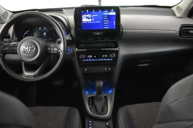 Toyota Yaris Cross (2022) thumbnail 4