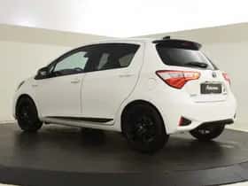 Toyota Yaris (2019) thumbnail 6