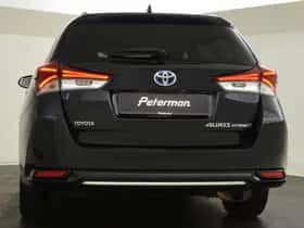 Toyota Auris (2015) thumbnail 8