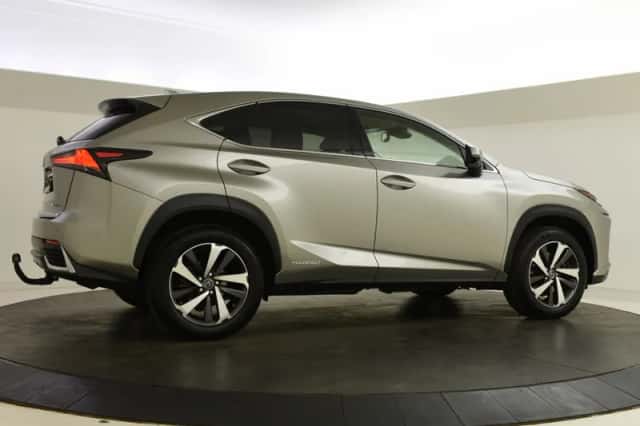 Lexus NX (2018) thumbnail 6