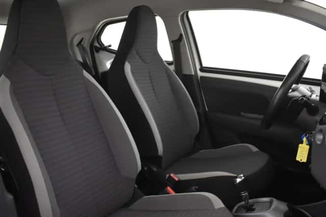 Toyota Aygo (2019) thumbnail 3