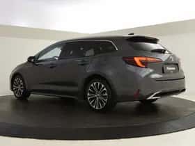 Toyota Corolla (2025) thumbnail 2