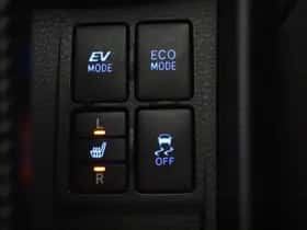 Toyota Yaris (2016) thumbnail 13