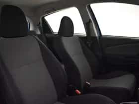Toyota Yaris (2016) thumbnail 20