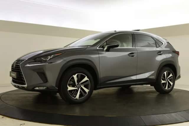Lexus NX (2021) thumbnail 5